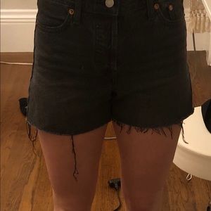 Levi’s Black Wedgie Short